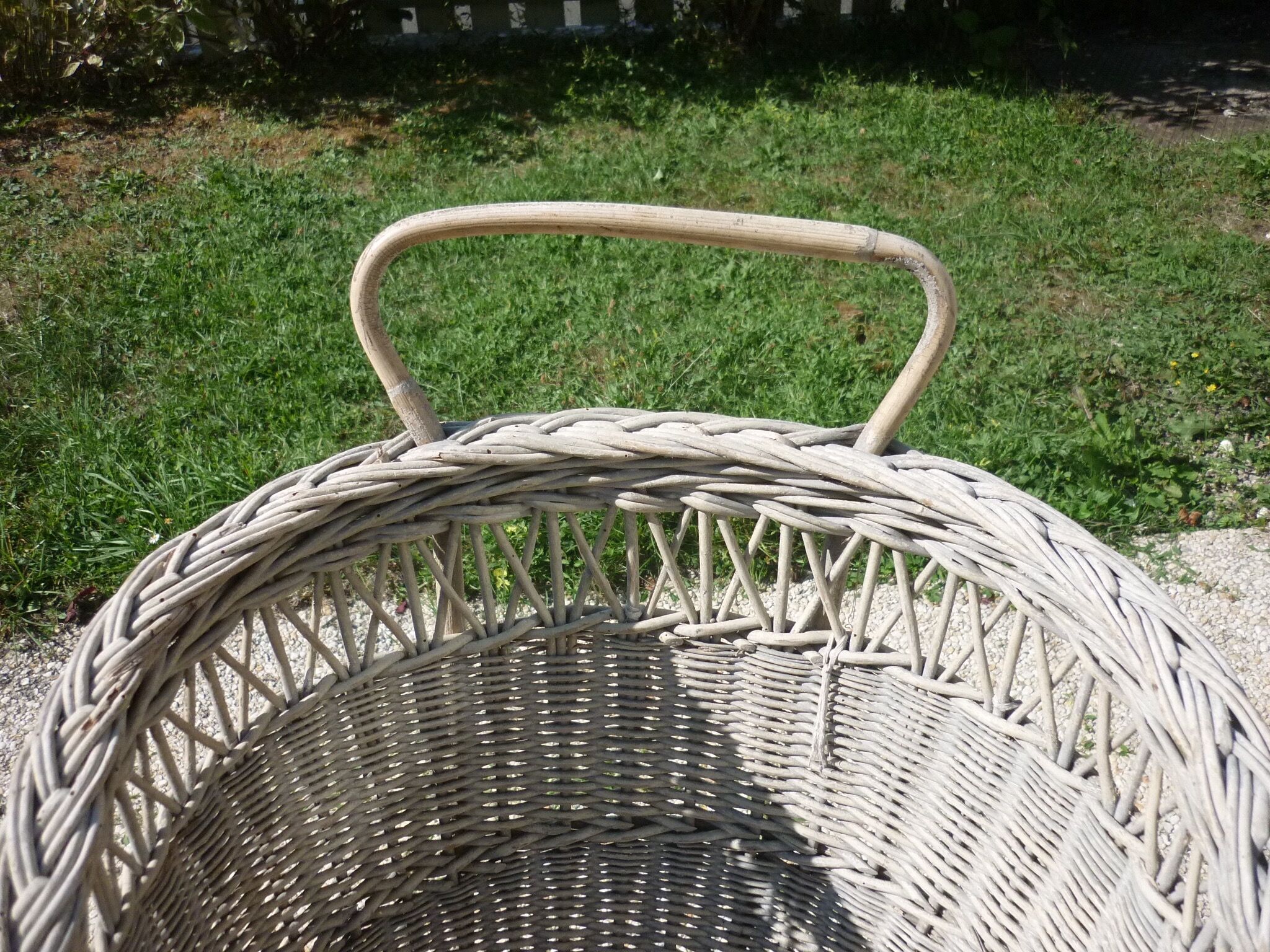 berceau osier ancien