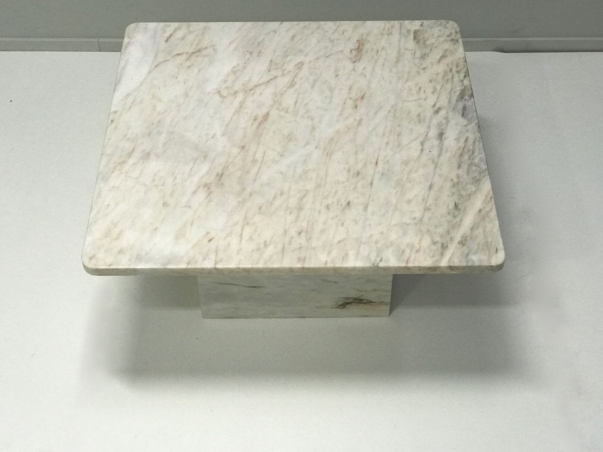 White marble coffee table 1970