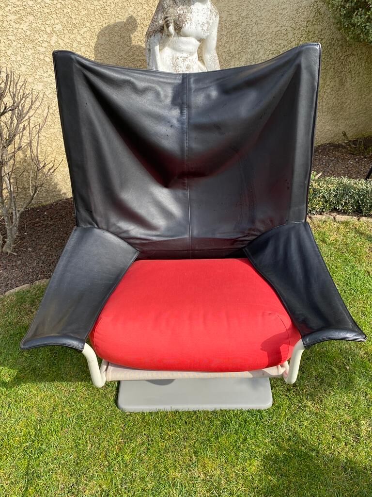 650 aeo Cassina armchair