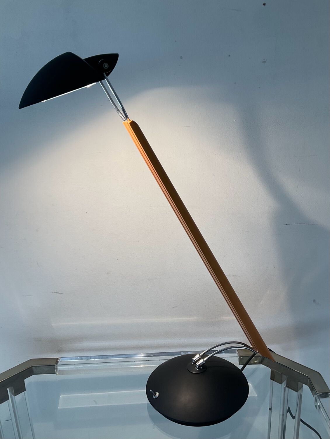 Articulated desk lamp from the 80s