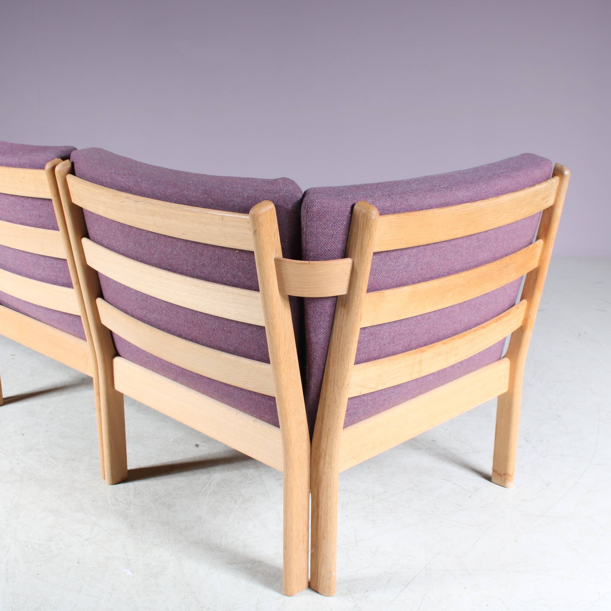 1980s “GE280” Corner sofa by Hans J. Wegner for Getama, Denmark