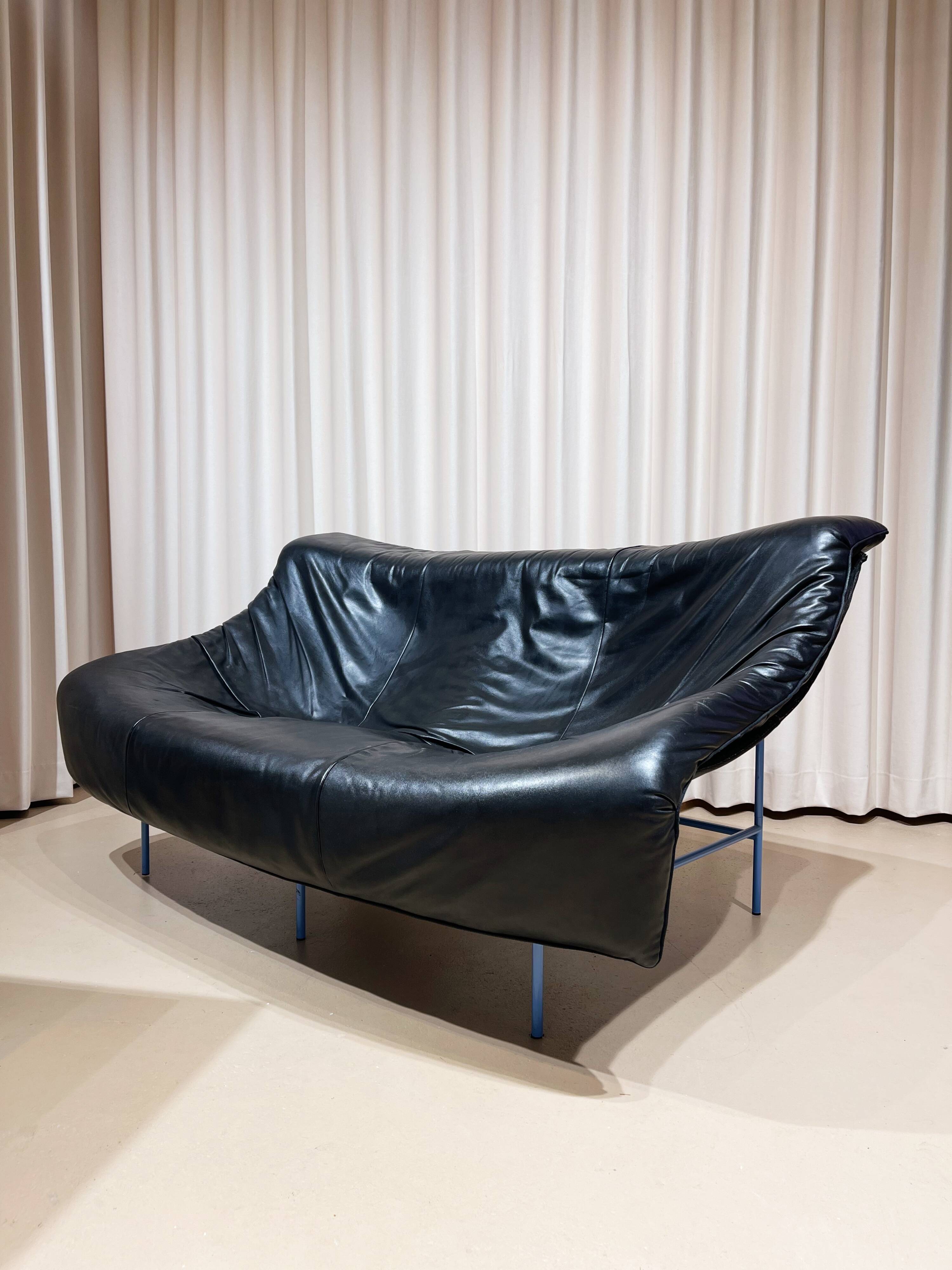 Canapé Butterfly en cuir noir, Montis 1980