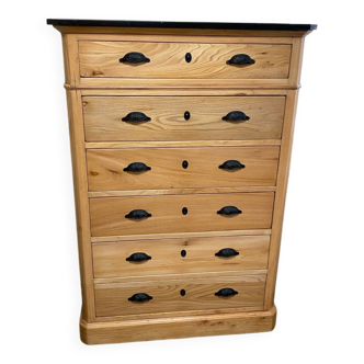 Chest of drawers, dresser