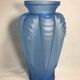 Ancien vase art deco verre moulé bleu années 30 france signé vintage