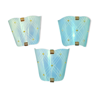 Trois appliques vintage en perspex et laiton style Rockabilly, France 50's