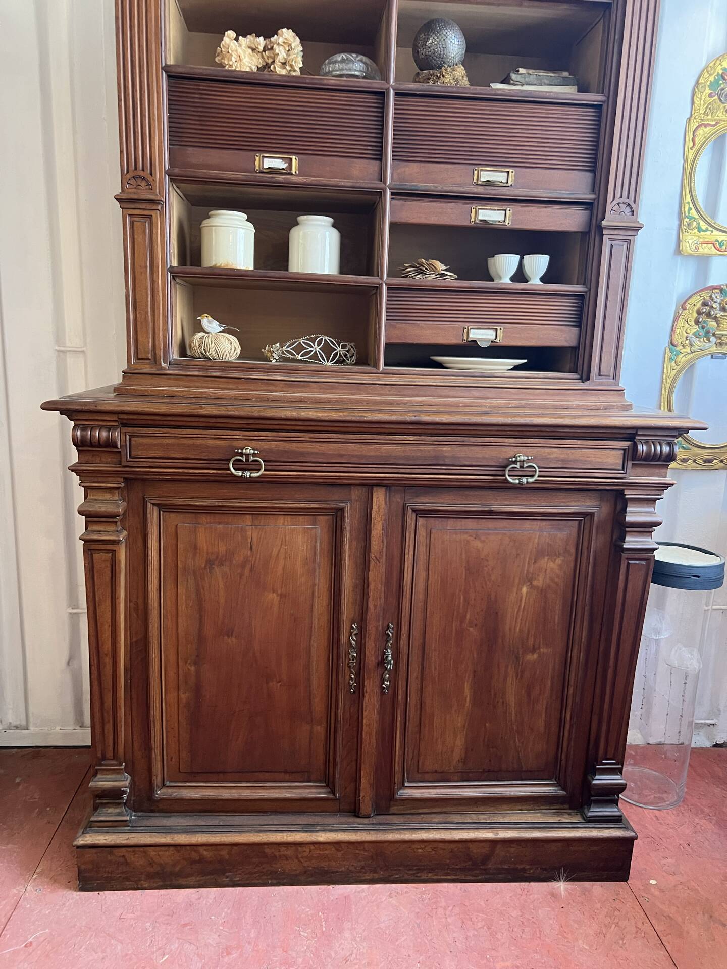 Ancien meuble de notaire