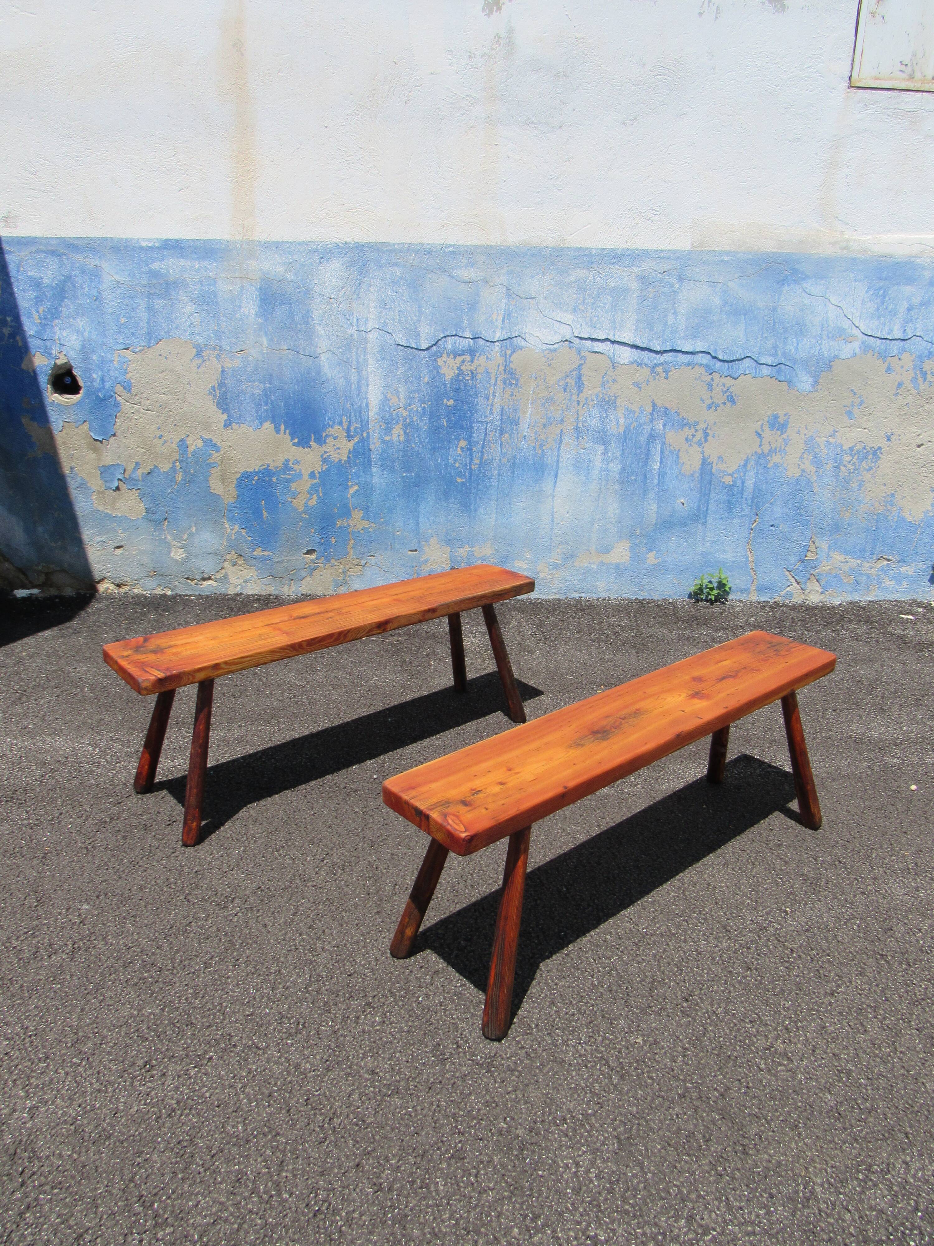 2 Wooden benches
