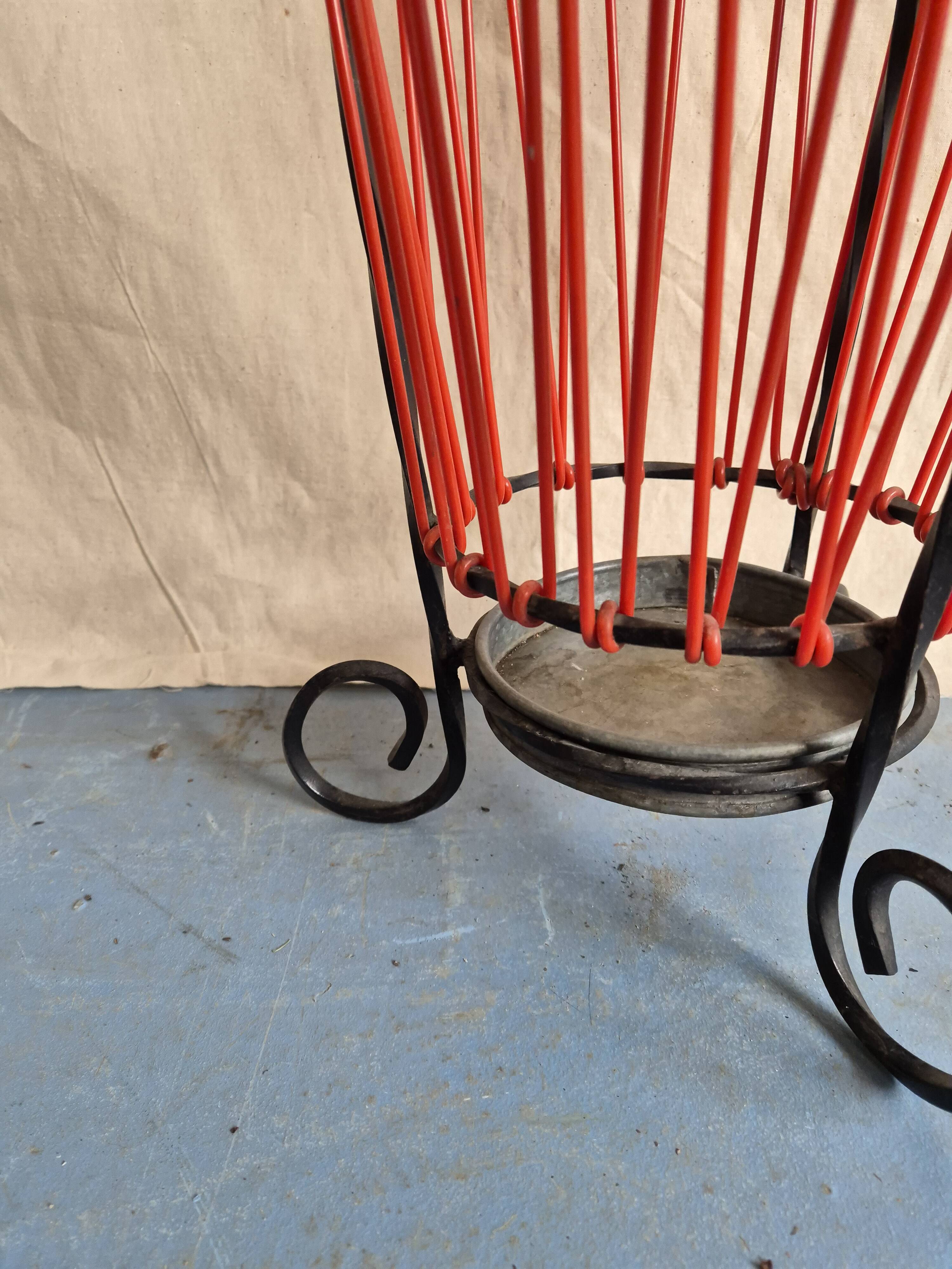Porte parapluie en scoubidou
