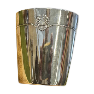 Silver-plated metal cup Christofle shell model