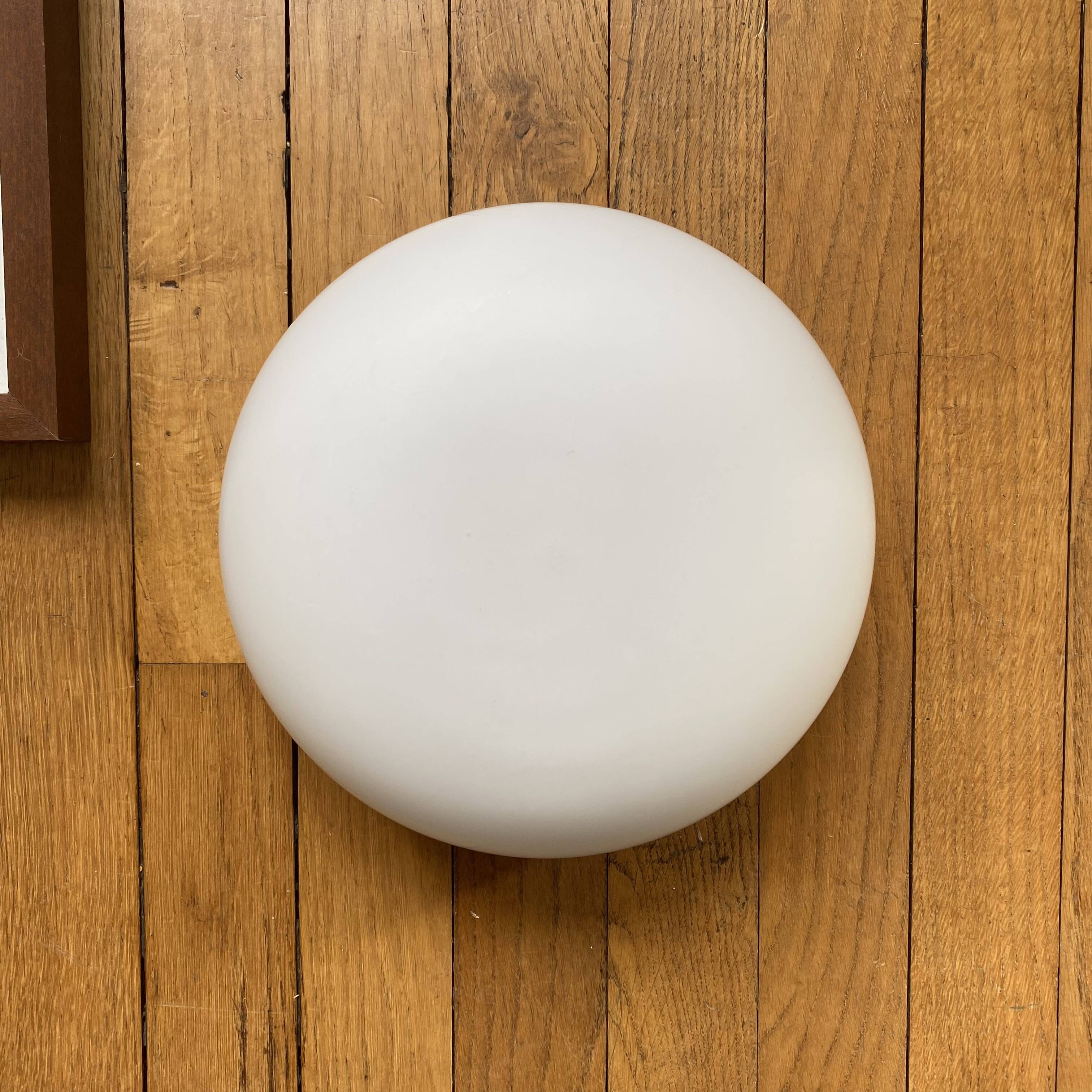 Wall-mounted ceiling light half-spherical half-moon 24 cm matte white glass