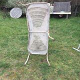 Banquette de jardin ancienne en fer forgé. Vers 1900