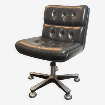 Cofemo leather armchair