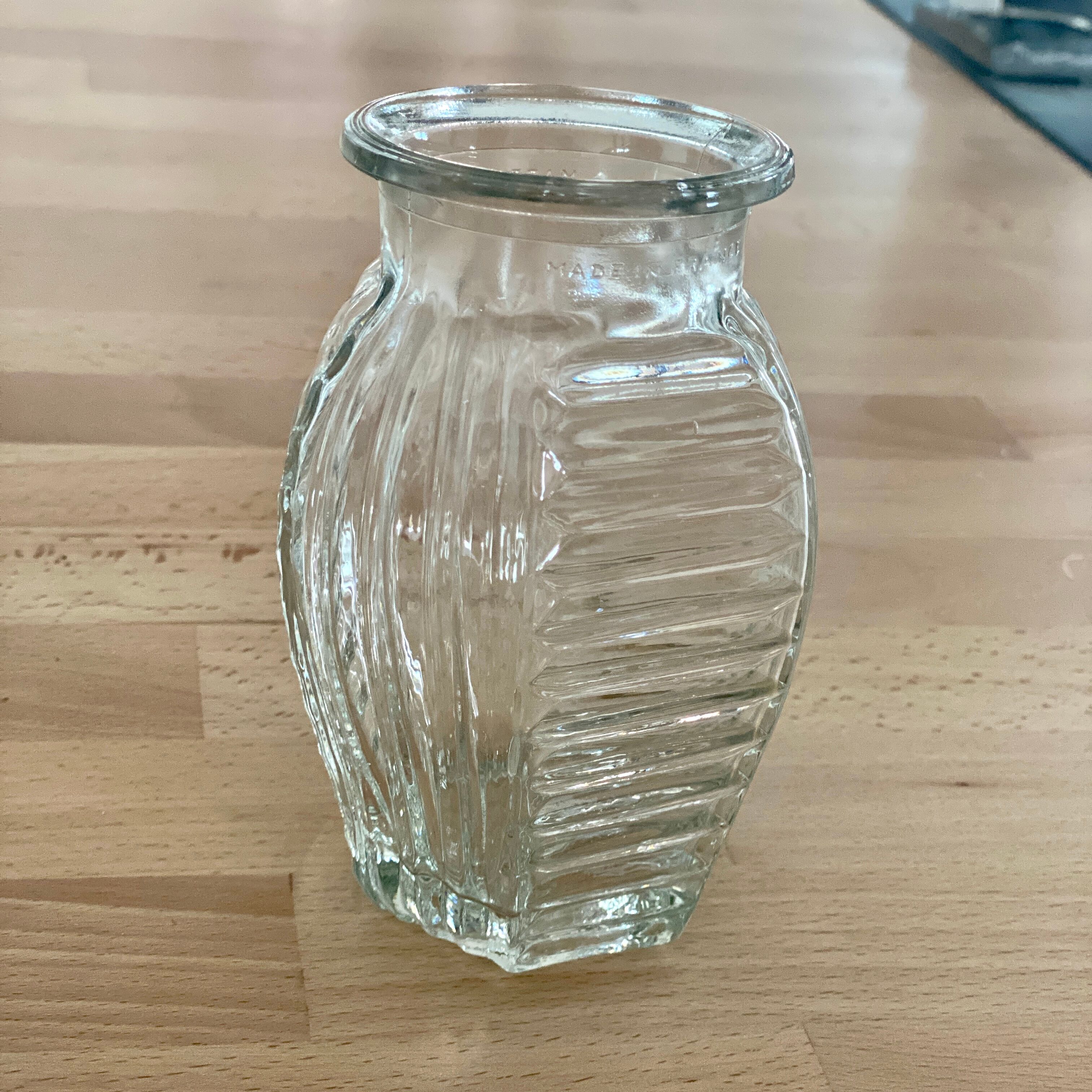 1930s vase made in France art deco