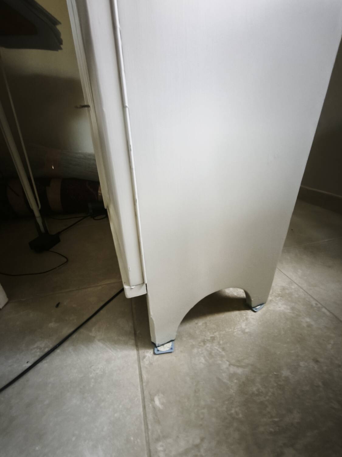 Parisian display cabinet