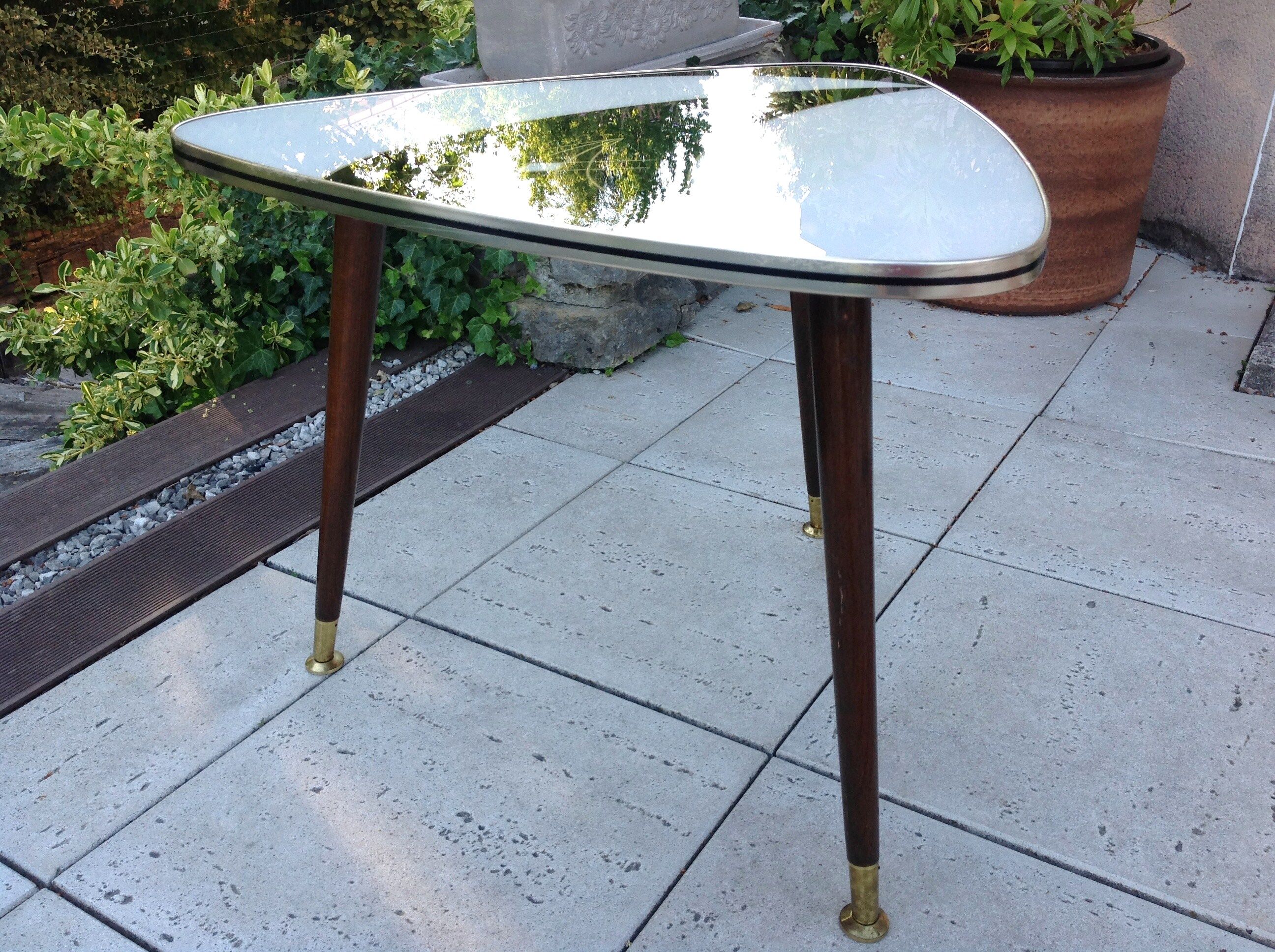 Tripod triangular coffee table / vintage 50-60s