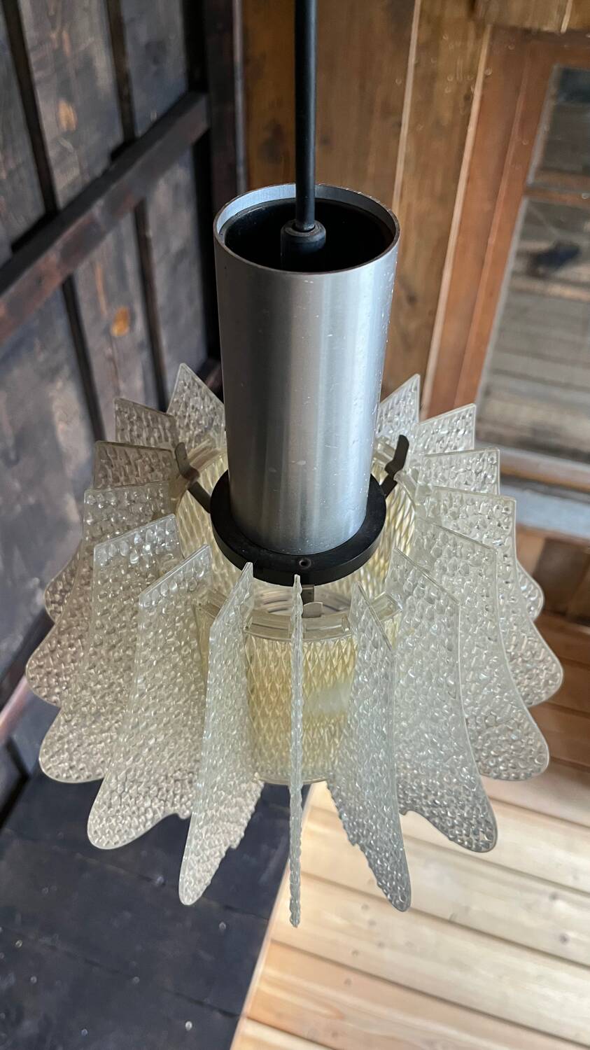 Suspension in plexi and stainless steel from the 70s