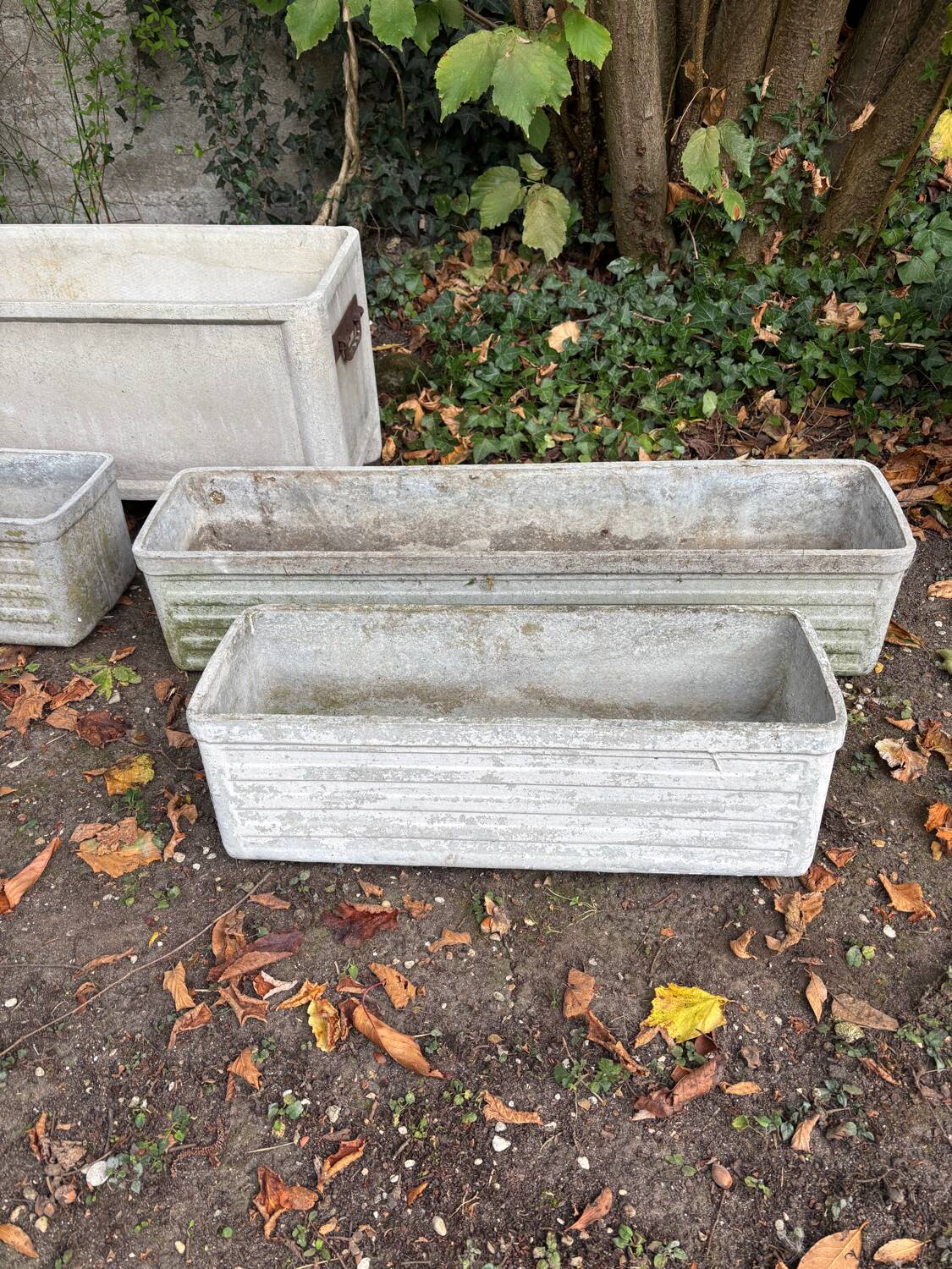 Set of 4 fibreglass planters by Willy Guhl
