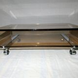 Vintage coffee table in plexiglas 1970