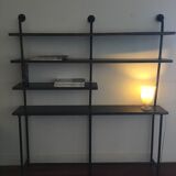 SHELF/BIBLIOTEQUE