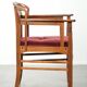 Chaise de salle à manger design Art Nouveau / Jugendstil avec revêtement en tissu rouge.