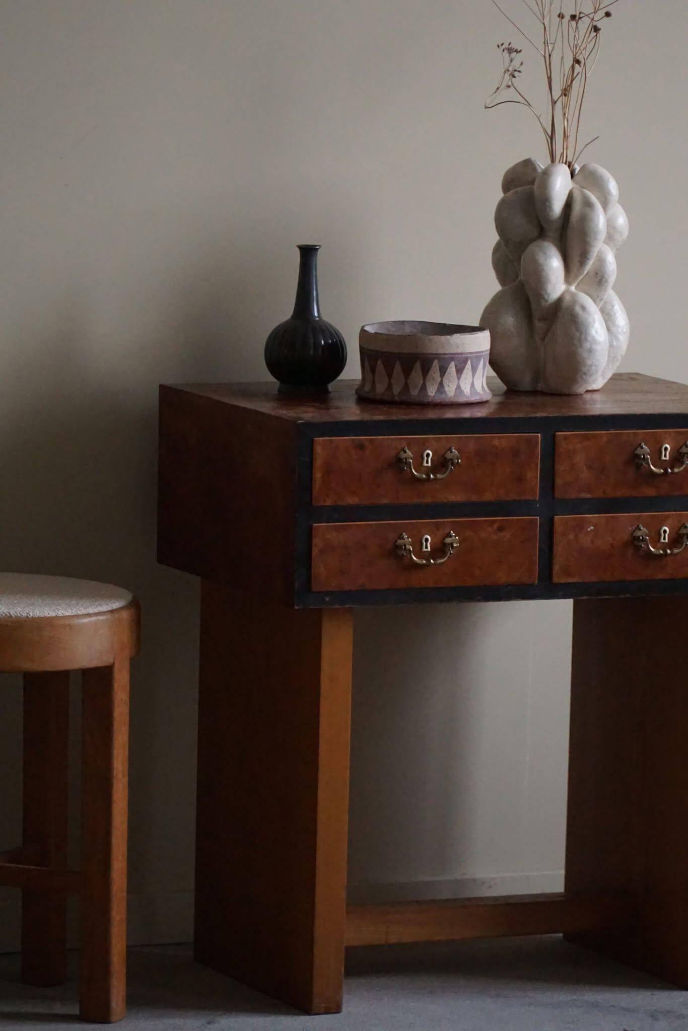Danish Art Deco console with elm wood and burl drawers, 1940s.