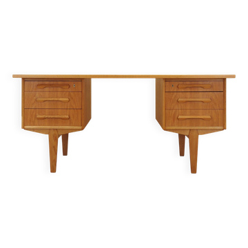 Oak desk, Danish design, 1960s, designer: Henning Kjærnulf
