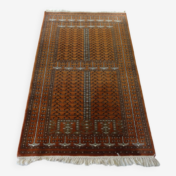 Handcrafted Oriental Bukhara rug 160 x 93 cm