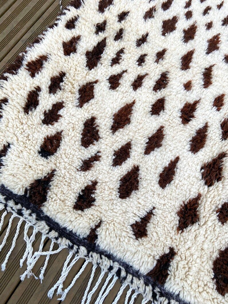 Beni Ouarain wool rug in 185x280 cm wool