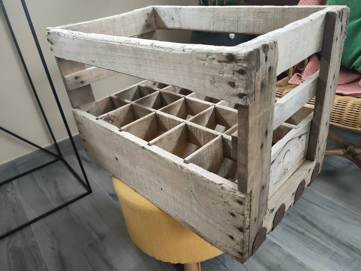 Caisse casier à bouteilles vintage Nicolas