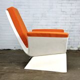 Fauteuil unique de l'ère spatiale