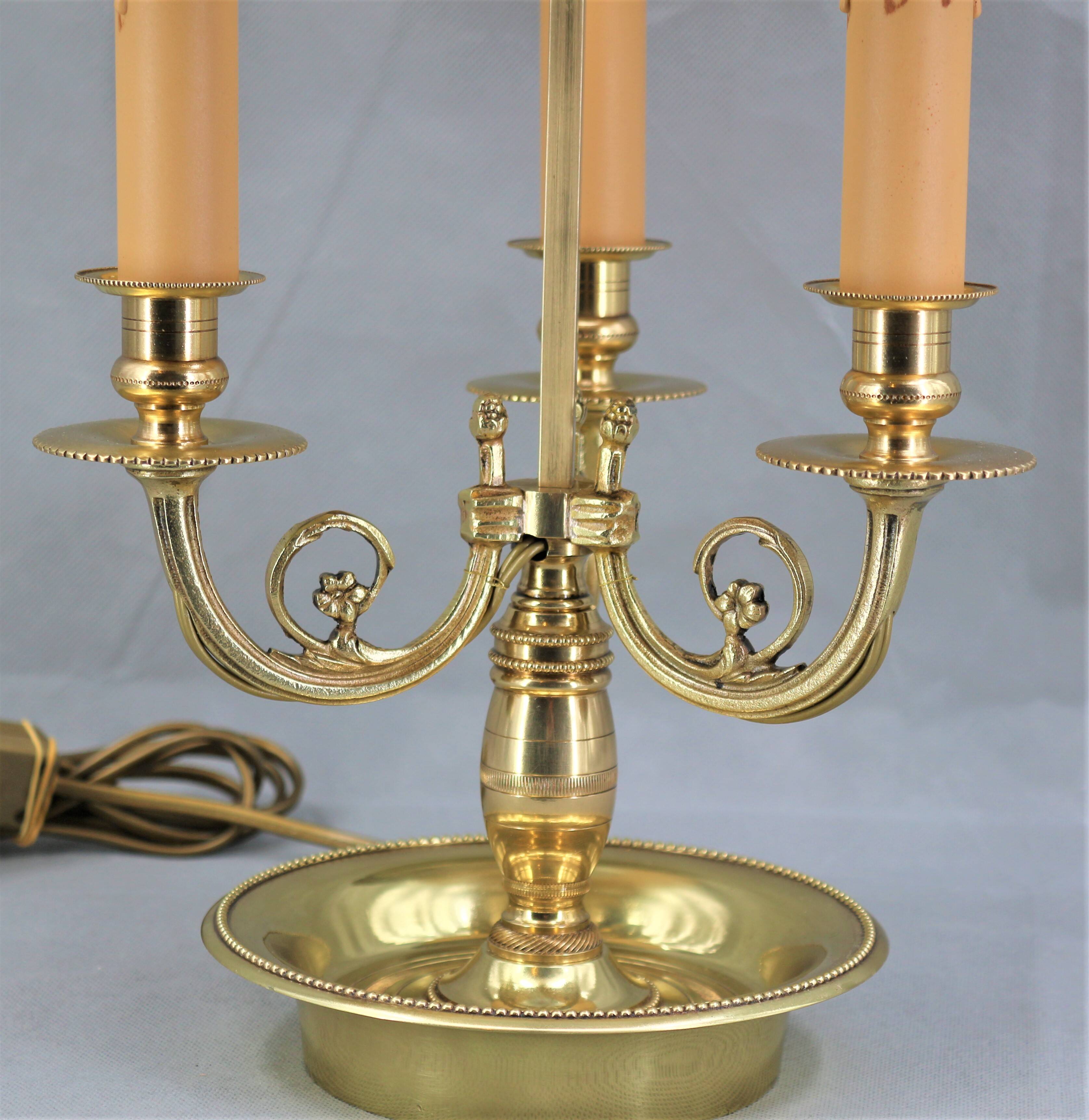 Bouillotte lamp in gilded bronze, Louis XV style, three lights