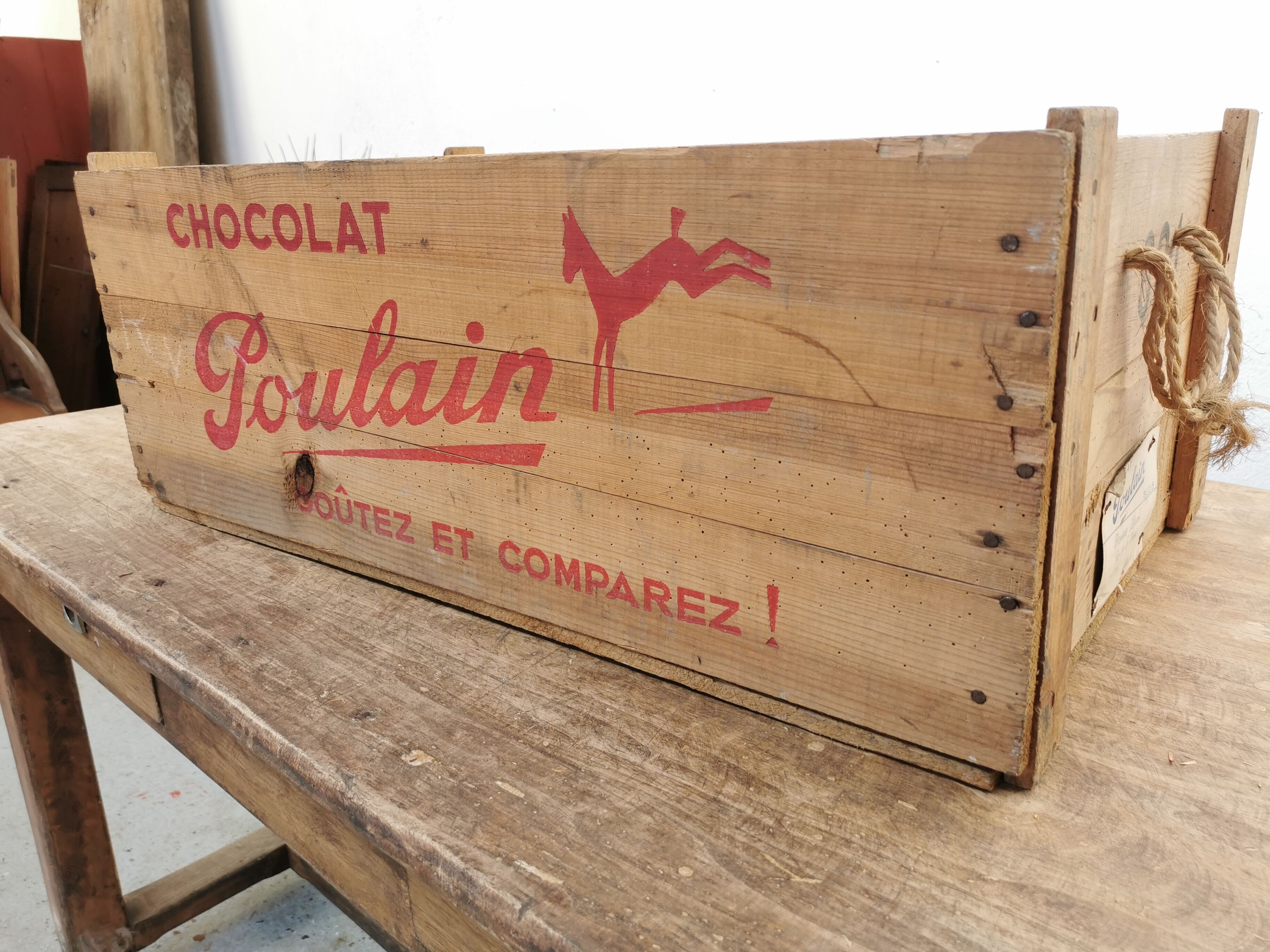Vintage wooden box Chocolat Poulain