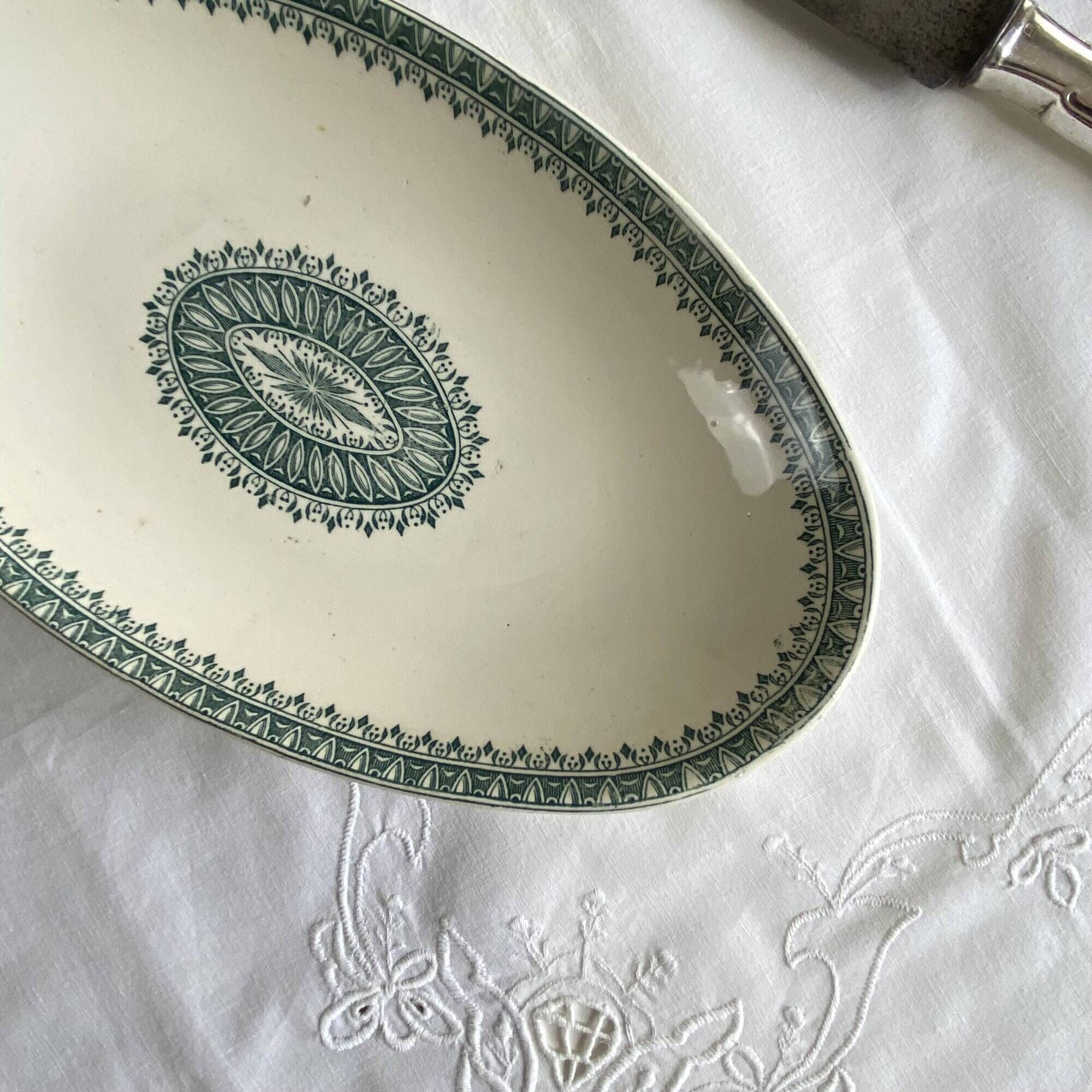 Ravier small appetizer dish antique earthenware from Creil and Montereau.