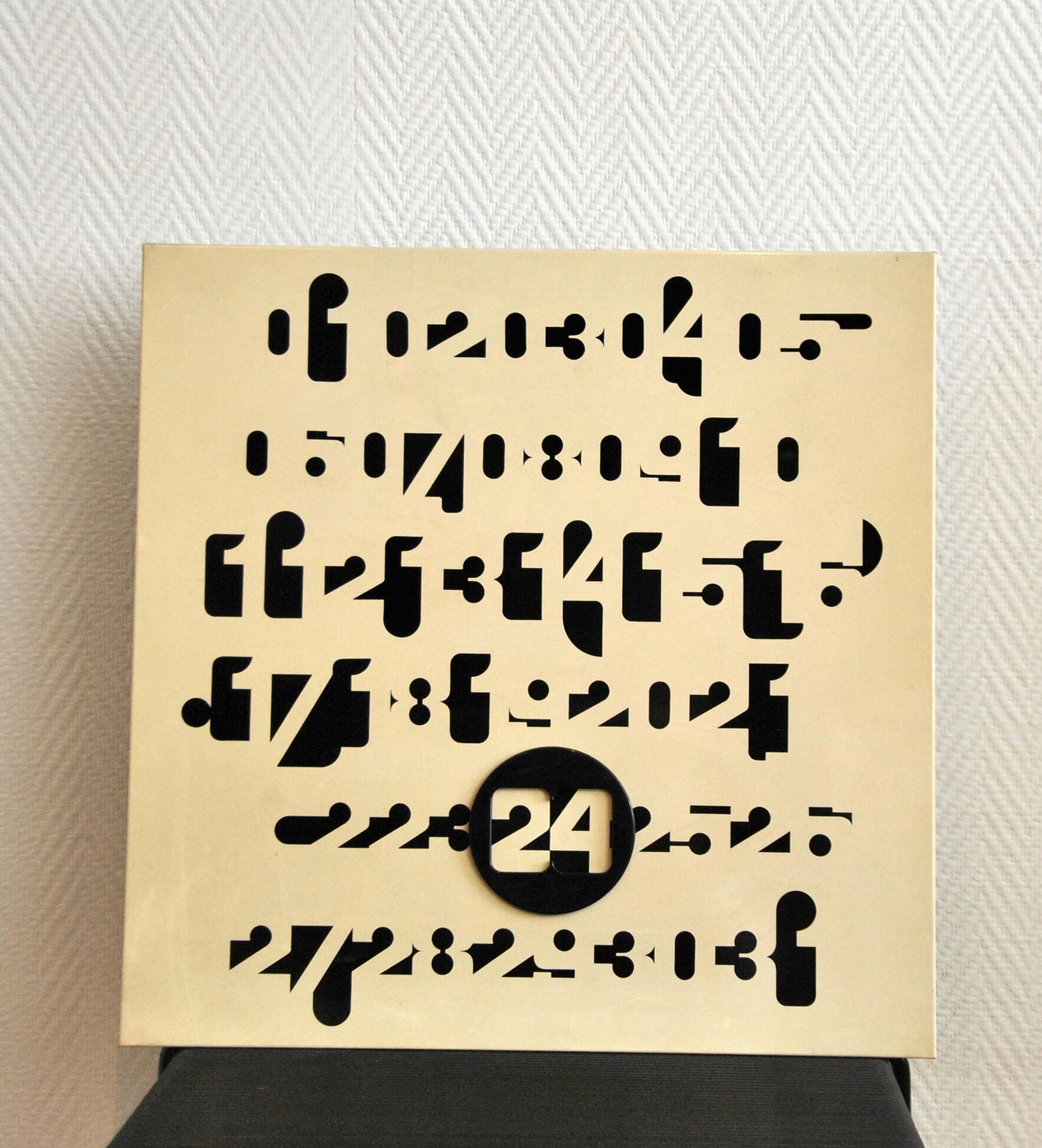 Perpetual calendar Imbroglio Jean Pierre Vitrac