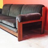 Large 1970 sofa by Saporiti