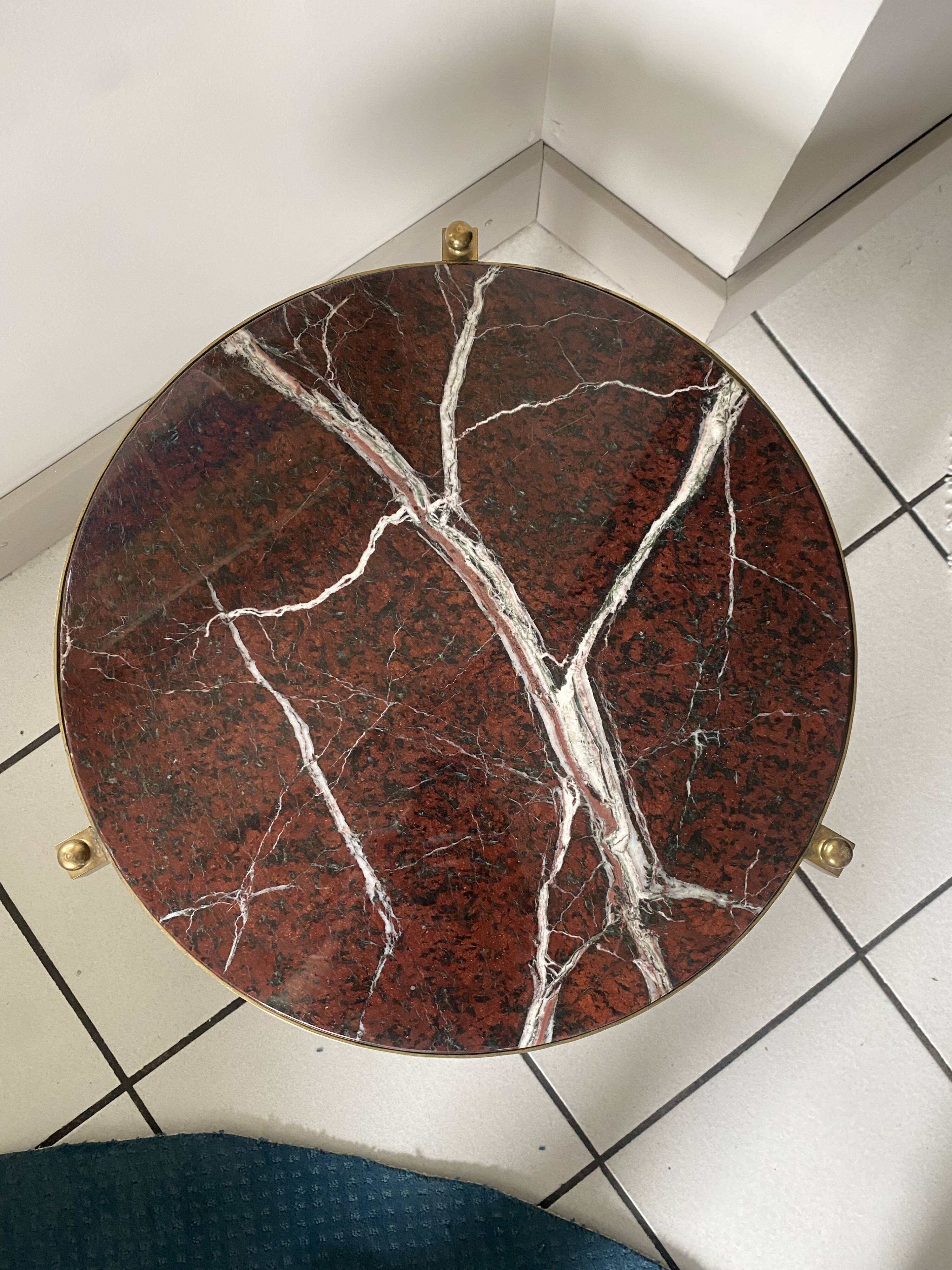 Pedestal table/Side table