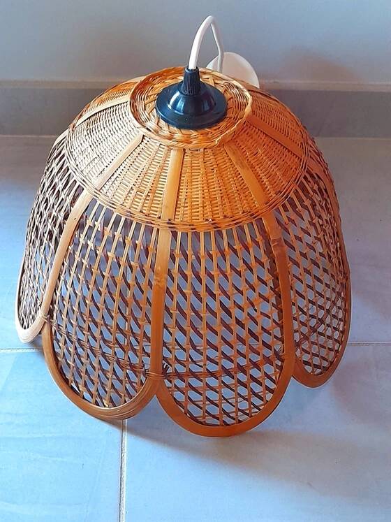 Hanging lamp in openwork bamboo