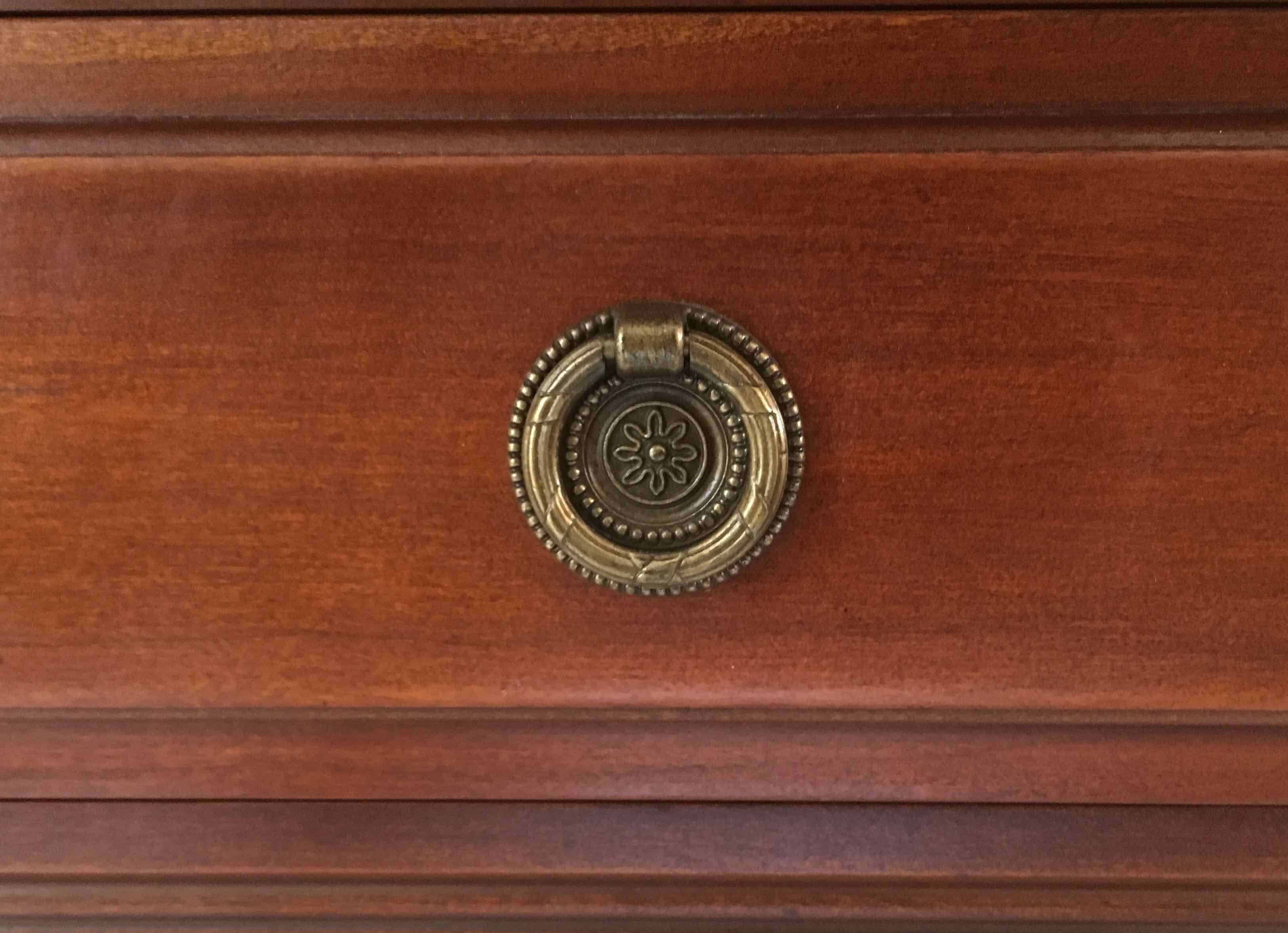 Petit bureau à gradin en merisier 1970