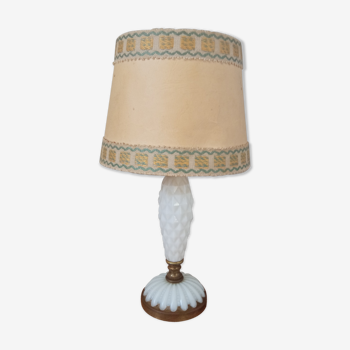 Art deco table lamp in opaline and brass