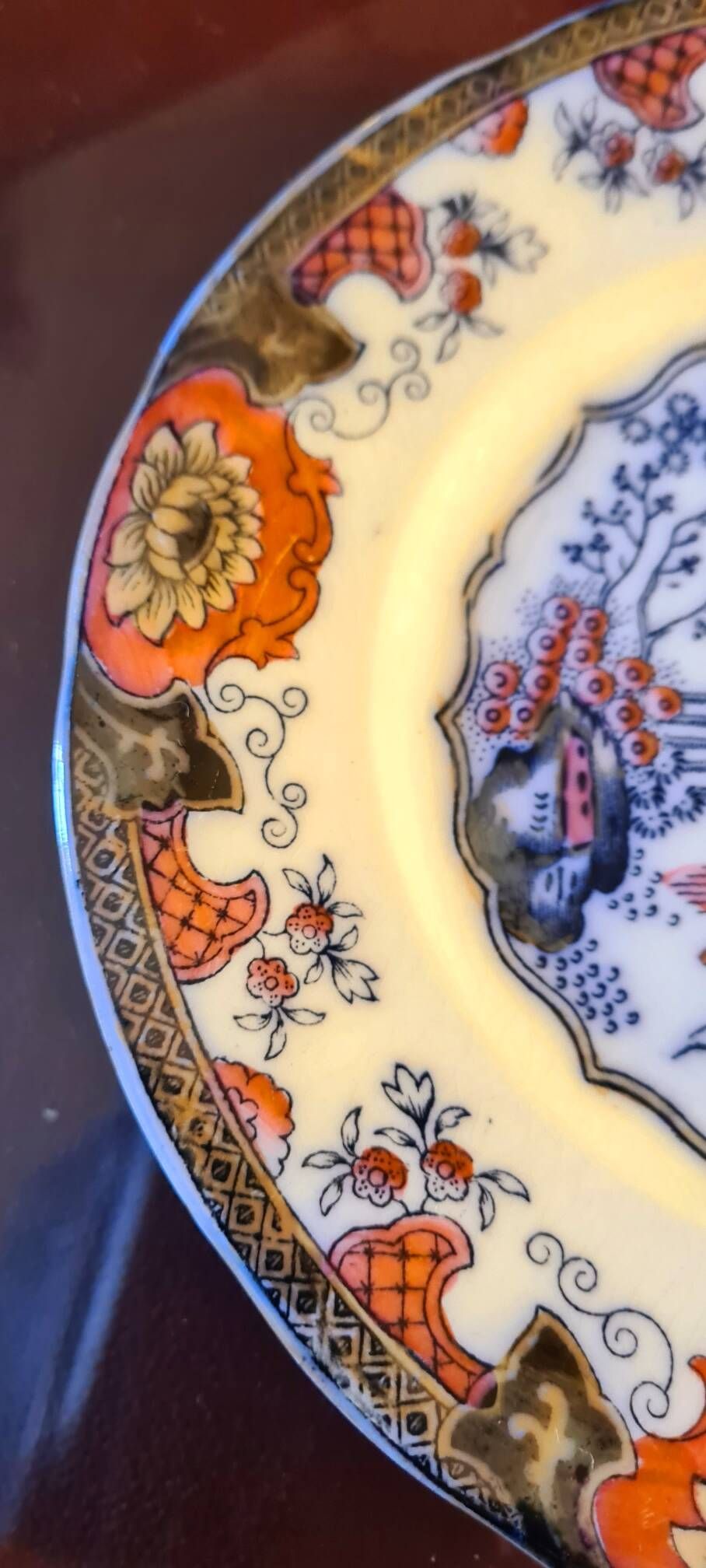 12 Assiettes modèle " Canton" B et F