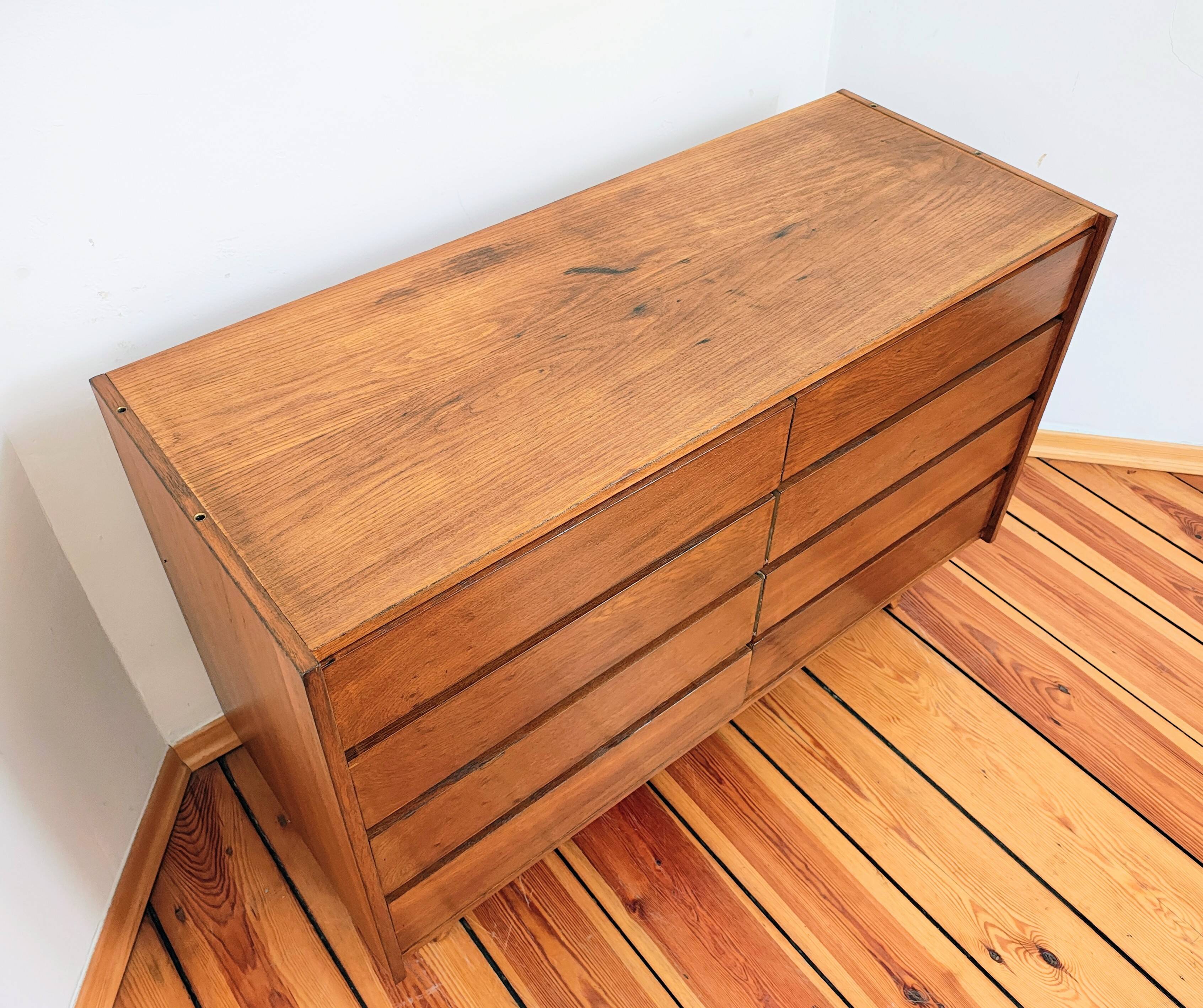 Czechoslovakian U-453 Chest of Drawers by Jiří Jiroutek for Interior Prague