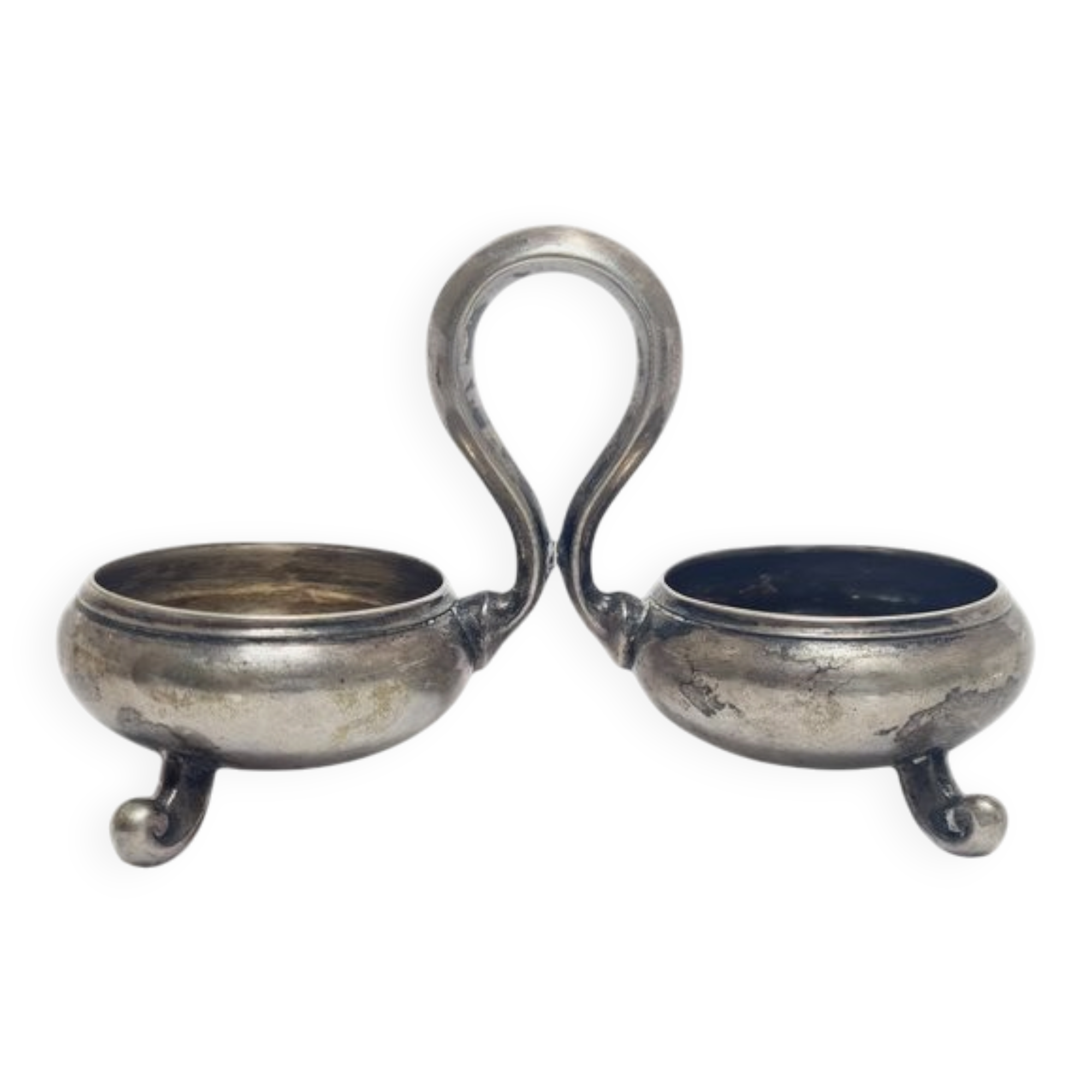 Porte-sel et poivre en argent éclectique, Allemagne, années 1890.
