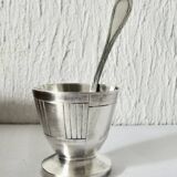 ancien coquetier avec cuillère