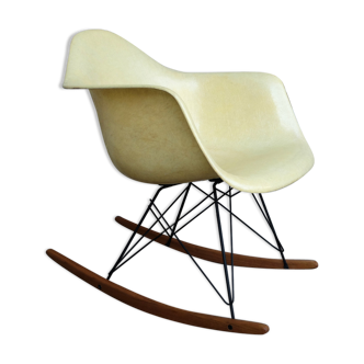 RAR rocking chair by Charles and Ray Eames for Zenith Plastics, Rope Edge, 1950