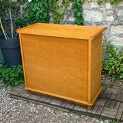 Dresser and its bedside table in rattan caning and vintage oak from the 1970s.
