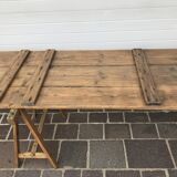 Winegrower's farm table