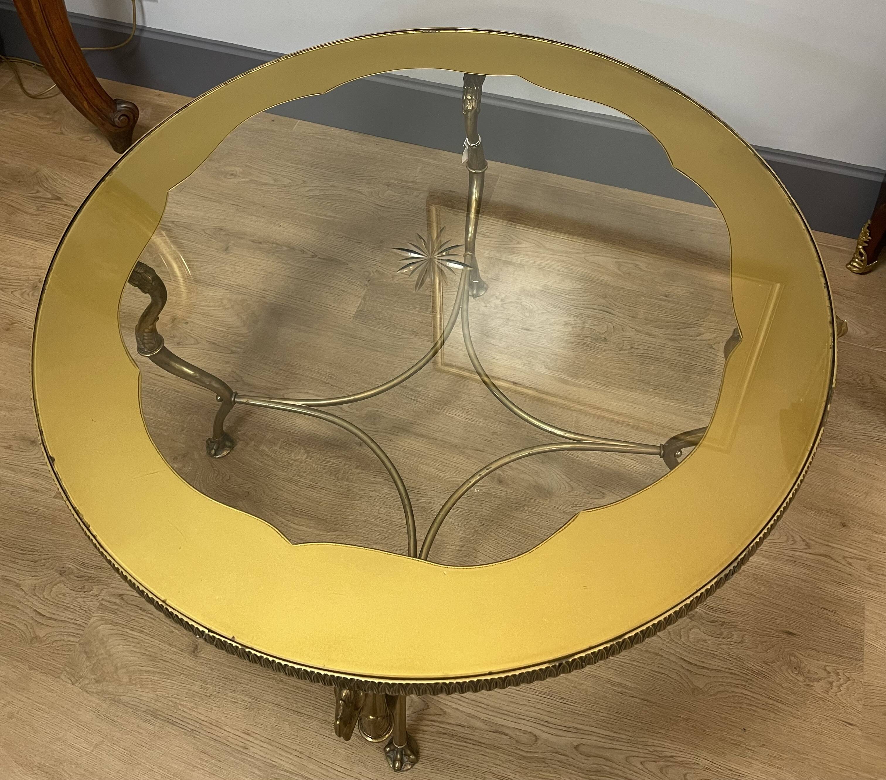 Coffee table, base with rooster decoration