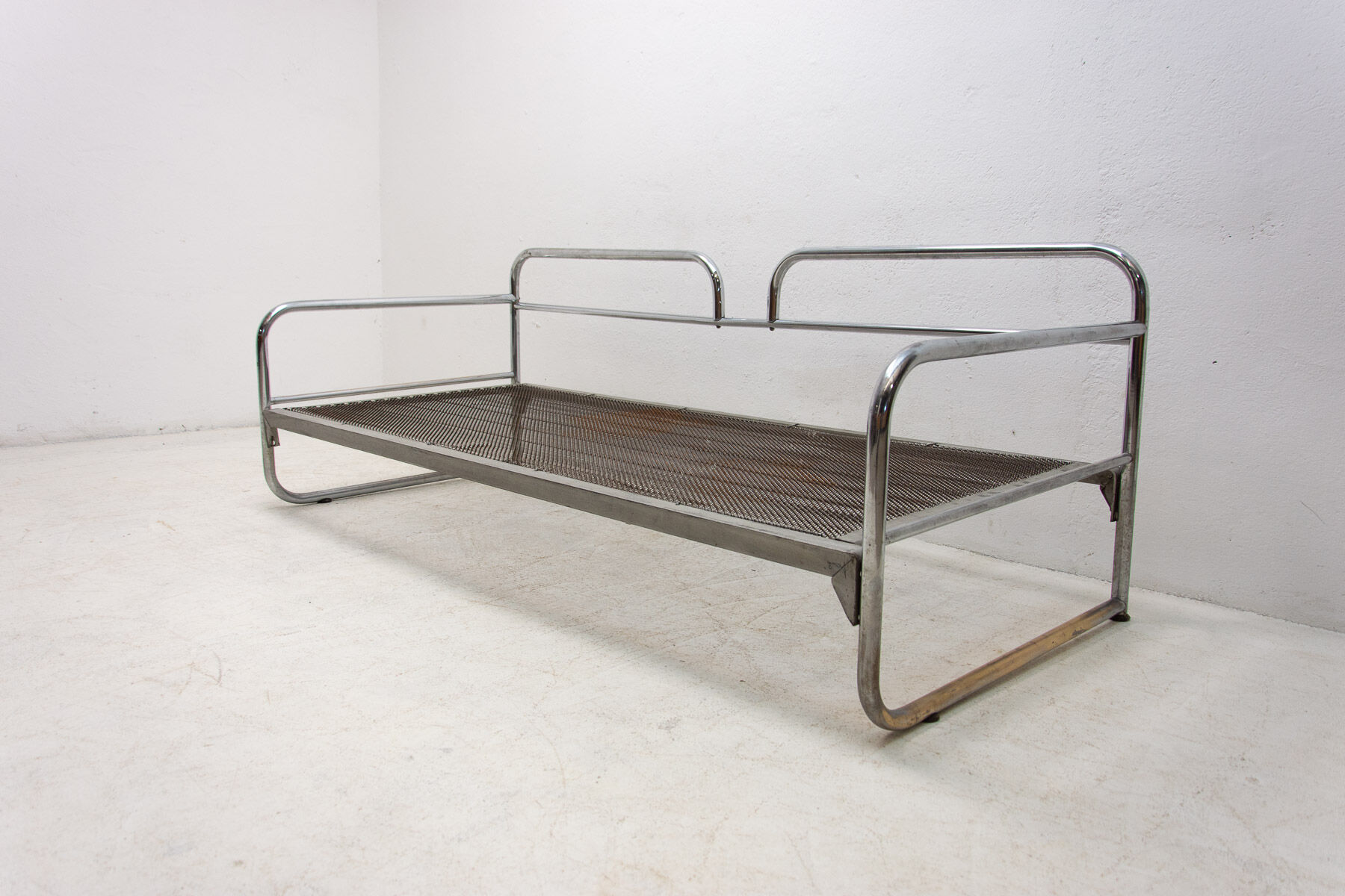Chromed tubular steel sofa, 1950´s, Czechoslovakia