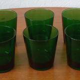 Lot de six verres verts vintage