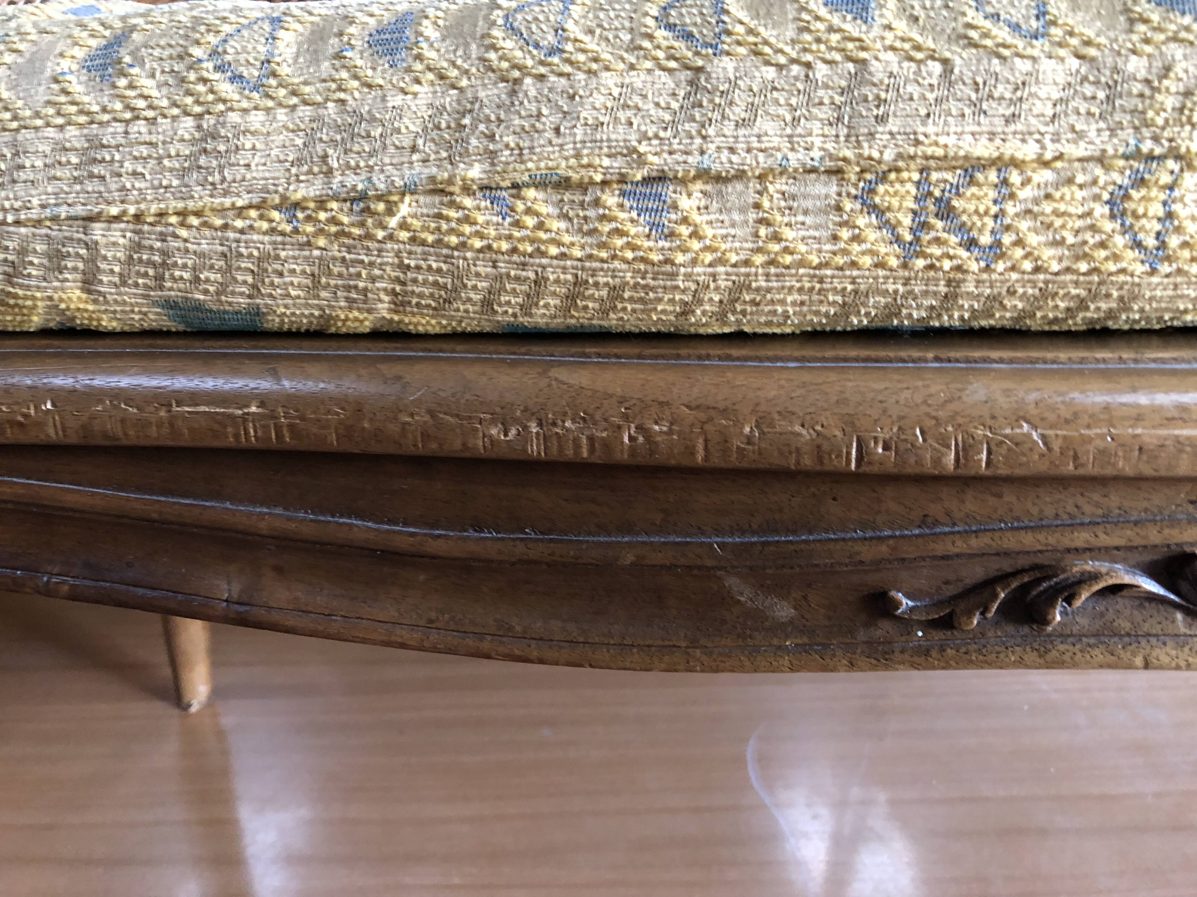 Antique Louis XV bench in solid walnut and caning